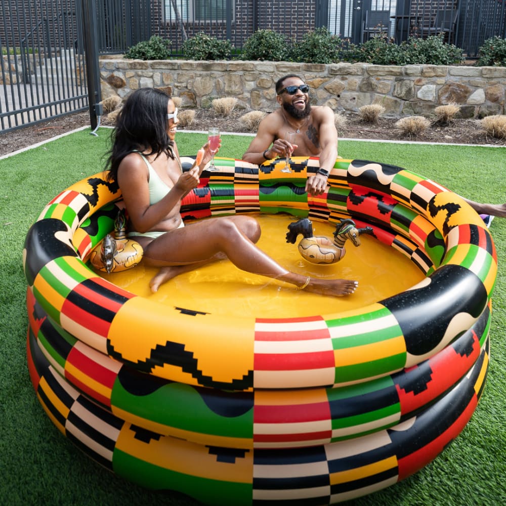 Culture addict inflatable pool alma ocean - Alma Ocean